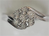 Sterling Silver Ring with 7 Diamonds in Illusion