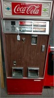 Coca Cola Pop Machine