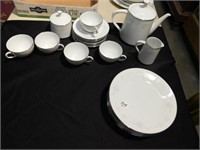 Noritaki China Tea Set - 6 -8" plates, 6 saucers,