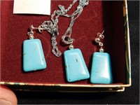 Turquoise Pendant w/matching pierced earrings -