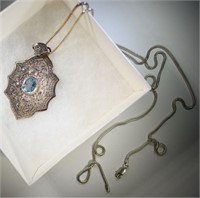 STERLING SILVER PENDANT WITH 32" CHAIN