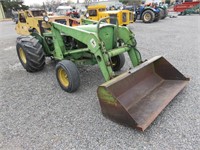 John Deere 1530 Wheel Tractor