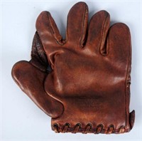 Early 20th Century Baseball Fielder's Glove.