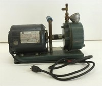 ** Thermal High Vacuum Pump Model R-11 - Works