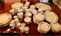 ROYAL DOULTON DINNER SERVICE FOR 16 - LARCHMONT