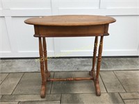 OVAL OAK SINGLE DRAWER TABLE