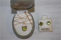 10kt Gold Peridot Necklace & Earrings Set