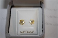 14kt Gold Diamond & Mother of Pearl Earrings