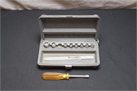 Vintage Craftsman 1/4" Socket Wrench Set
