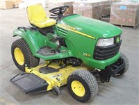 John Deere X475 Riding Lawn Mower