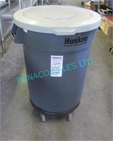 1X, HUSKEE PORTABLE GARBAGE BIN , W/ LID