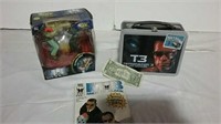 MIB figure lunchbox and comic - both appear new