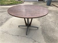 MidCentury style Retro pedestal dining table