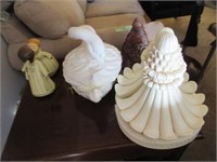 Sconces, swan bowl and more