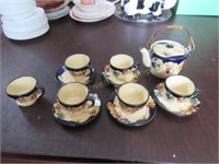 Vintage demi-tasse tea set