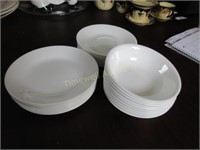 Partial set of Corelle dinnerware