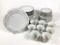 40 piece dinnerware set, made in China