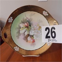 HAND-PAINTED ROYAL AUSTRIA PLATE WITH GOLD