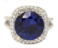 14kt Gold 8.64 ct Sapphire & Diamond Ring