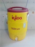 Igloo 5 gallon drinking water jug