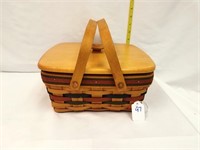 1997 Medium Basket w/ Wood Lid