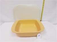 Butternut Square Casserole Dish with Lid