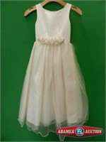 Girl Designer Dress Size 5. Brand Sweetie Pie