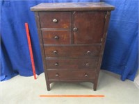 antique chest (5-drawers & 1-door)