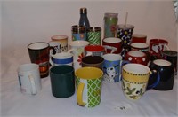 Lot of 24 Travel Cups & Mugs