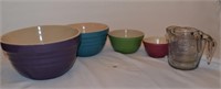 Set of 4 Mixing Bowls & 3 Measuring Cups