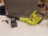 RYOBI BLOWER WITH CHARGER AND 2 BATTERIES