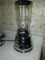 Vintage Art Deco osterizer blender