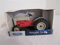 Ford Model 650 w/box