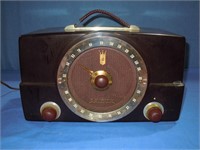 1950 Zenith Tube Radio Model H725