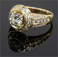 Ladies 18K Diamond Engagement Ring