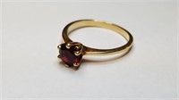 10 kt Ring w/ Round Ruby Colored Stone