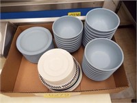 box of plates/bowls