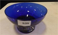 BLUE GLASS FOOTED BOWL "SNOWFLAKES"