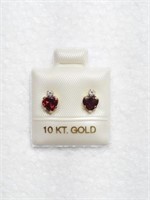 10K Gold Heart Shaped Garnet (January