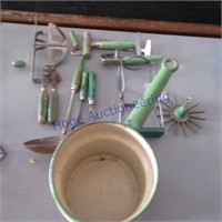 Vintage kitchen utensils & enamel pan