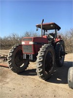 Case International Model 5140 Wheel Tractor /