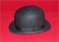 Gimmicked Bowler Hat