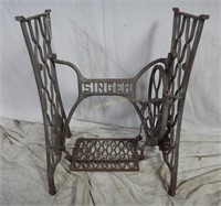 Antique Singer Sewing Machine Iron Treadle Base