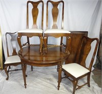 Ethan Allen Traditional 48" Table & 4 Chairs