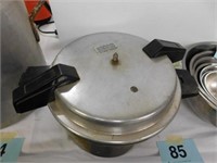 Pressure cooker (Mirror Matic)