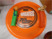 1982 Frisbee World Jr. Contest "Wheaties" - 2 Pez