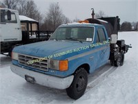 1990 FORD F-350 W/ ASHLALT SEALING TANK 18HP BRIGG