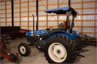 NEW HOLLAND TN55 TRACTOR