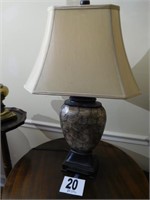 31" tall lamp with shade