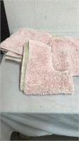 Pink bathroom rugs